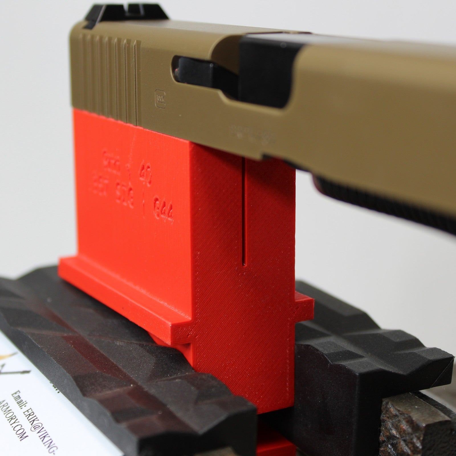 Glock 19/17/22 Slide Vise – detail view